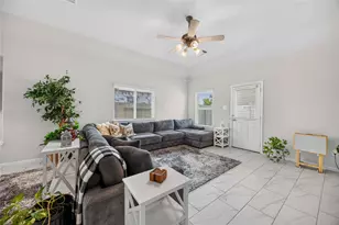 10822 Mendel Ter Dr, Rosharon, TX 77583 - Photo 14