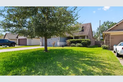 14353 S Summerchase Circle, Willis, TX 77318 - Photo 2