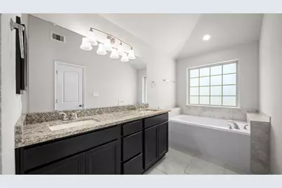 14353 S Summerchase Circle, Willis, TX 77318 - Photo 12
