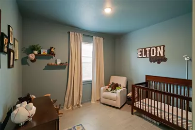 119 Walnut Hill Court, Anahuac, TX 77514 - Photo 18