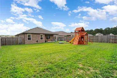 119 Walnut Hill Court, Anahuac, TX 77514 - Photo 20