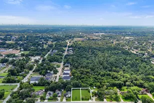 2827 Rigel Rd, Houston, TX 77088 - Photo 10