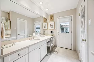 12303 Cobblestone Dr, Houston, TX 77024 - Photo 28