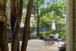 6310 Arnot St, Houston, TX 77007 - Photo 4