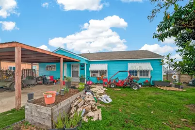 7355 Iwo Jima Road, Houston, TX 77033 - Photo 1