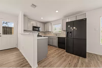 1307 Vincente Court, Conroe, TX 77301 - Photo 16