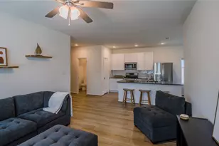 402 Flycatcher Ct, Clute, TX 77531 - Photo 16