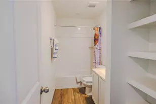 402 Flycatcher Ct, Clute, TX 77531 - Photo 28