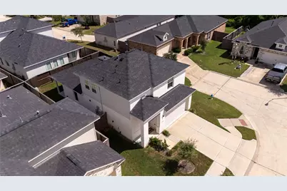 402 Flycatcher Court, Clute, TX 77531 - Photo 30