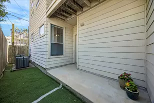 3022 Caroline St, Houston, TX 77004 - Photo 20
