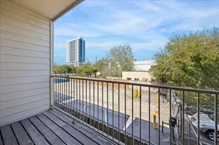 3022 Caroline St, Houston, TX 77004 - Photo 6