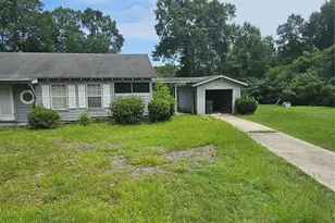 676 Burch St, Jasper, TX 75951 - Photo 8