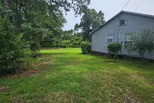 676 Burch St, Jasper, TX 75951 - Photo 6
