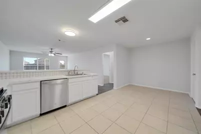 1911 Adobe Stone Drive, Humble, TX 77396 - Photo 2