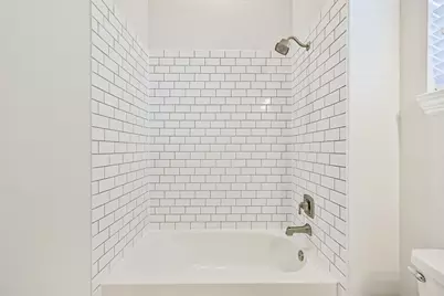 4921 Arbor Crest Lane, League City, TX 77573 - Photo 10