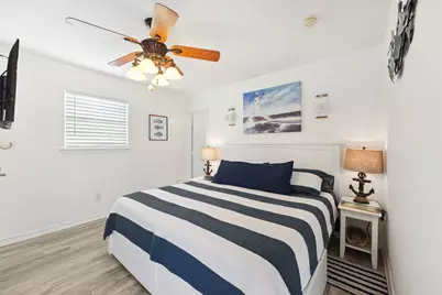 214 Sand Dune Court, Surfside Beach, TX 77541 - Photo 20