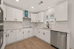 5946 Valkeith Dr, Houston, TX 77096 - Photo 18