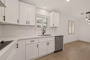 5946 Valkeith Dr, Houston, TX 77096 - Photo 20