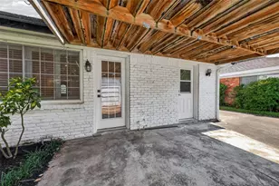 5946 Valkeith Dr, Houston, TX 77096 - Photo 44