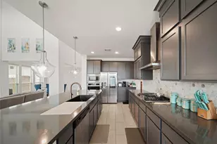 5918 Lake Bridge Ln, Manvel, TX 77578 - Photo 12