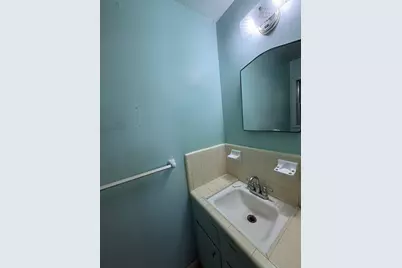 7007 Edgemoor Drive, Houston, TX 77074 - Photo 14
