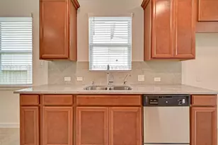 8022 Pinebrook Arbor Ct, Richmond, TX 77407 - Photo 16