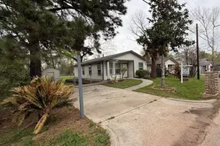 710 Avenue J Pl, Conroe, TX 77301 - Photo 2