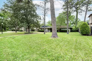 713 W Creekside Dr, Hunters Creek Village, TX 77024 - Photo 1