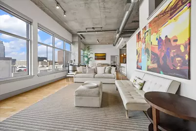 1901 Post Oak Boulevard #803, Houston, TX 77056 - Photo 2