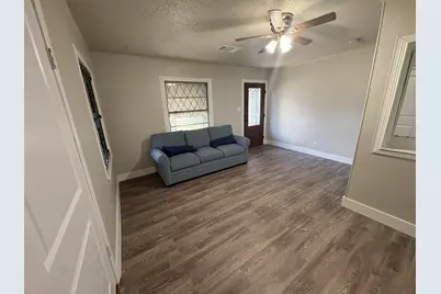 6716 Saint Augustine, Houston, TX 77021 - Photo 4