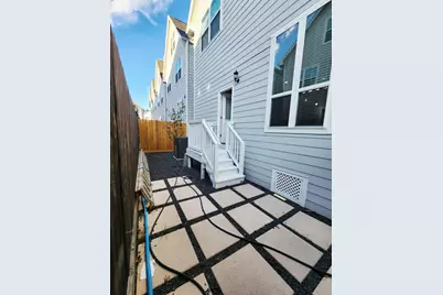 1805 Palmetto Landing Drive, Houston, TX 77009 - Photo 2