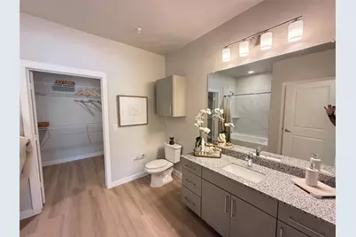 1610 Campbell Rd #B4, Houston, TX 77055 - Photo 8