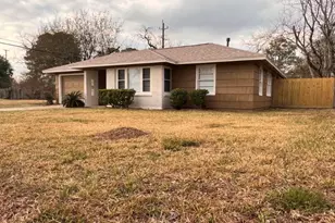 5834 Indigo, Houston, TX 77074 - Photo 1