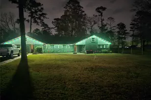 3417 Lobit Dr, Dickinson, TX 77539 - Photo 32