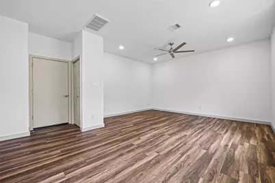 5016 Ricky Street, Houston, TX 77033 - Photo 10