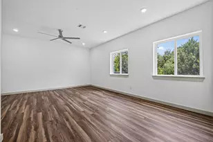 5016 Ricky St, Houston, TX 77033 - Photo 6