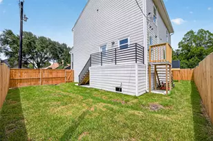 5016 Ricky St, Houston, TX 77033 - Photo 42