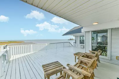 3601 N Tidewater Drive N, Galveston, TX 77554 - Photo 12