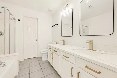 146 S Walden Elms Circle, The Woodlands, TX 77382 - Photo 22