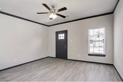 8103 Glass Street, Houston, TX 77016 - Photo 4