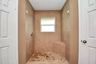 35 N Morningwood Ct, The Woodlands, TX 77380 - Photo 22