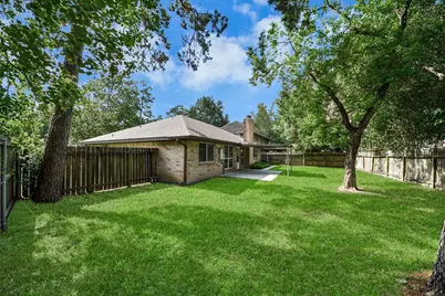 35 N Morningwood Court, The Woodlands, TX 77380 - Photo 8