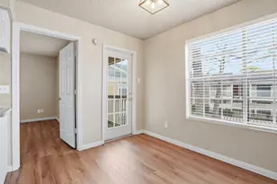 2750 Holly Hall St, Houston, TX 77054 - Photo 8