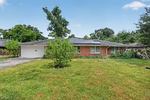 3106 Laverne St, Houston, TX 77080 - Photo 2