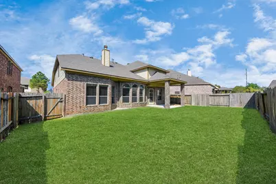 9427 Sapphire Bay Lane, Rosharon, TX 77583 - Photo 46