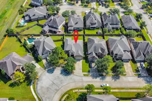 9427 Sapphire Bay Ln, Rosharon, TX 77583 - Photo 2