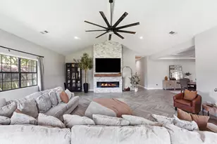 8005 Shagwood Dr, Houston, TX 77049 - Photo 12