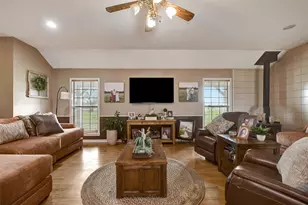 599 Co Rd 295, Garrison, TX 75946 - Photo 8