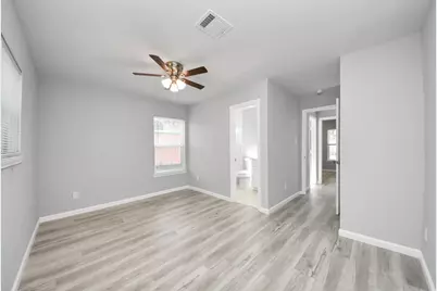 10507 Royal Oaks Drive, Houston, TX 77016 - Photo 28