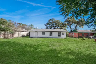 10507 Royal Oaks Drive, Houston, TX 77016 - Photo 32